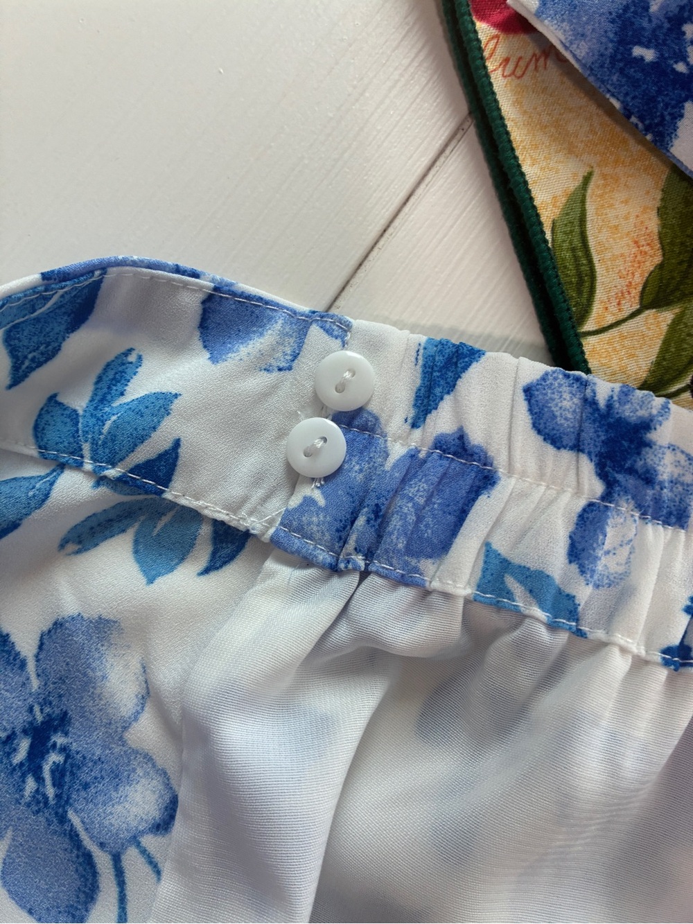 41 HAWTHORN -Stitch Fix Wrap Front Blue Floral Chiffon Mini Skirt $59 - Picture 12 of 13